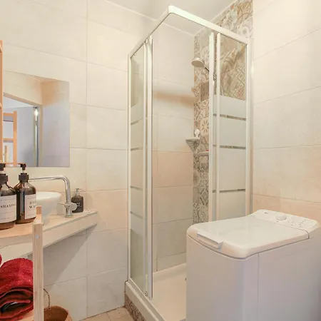Le Florence - Climatise - Metro D Apartamento *